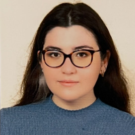  Büşra Bilginer